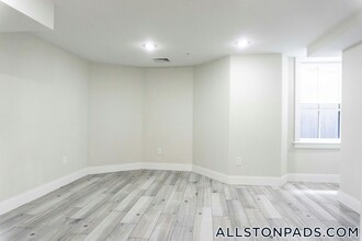 79 Linden St in Boston, MA - Building Photo - Building Photo