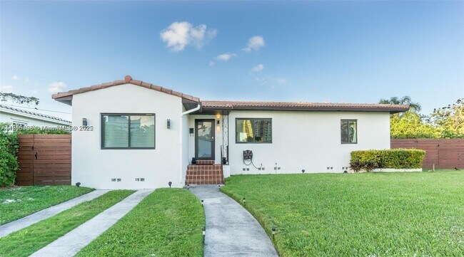 property at 3261 SW 20th St