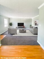 541 Dulin St in Florence, AL - Building Photo