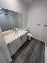 1550 NW 15th Ave, Unit A8 in Miami, FL - Building Photo - Building Photo