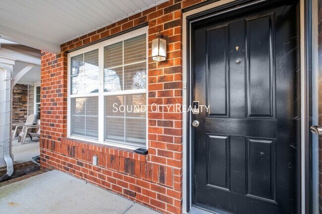 1234 Riverbrook Dr in Nashville, TN - Building Photo - Building Photo