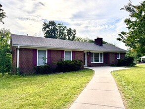 400 Queens Dr in Lexington, NC - Building Photo - Building Photo