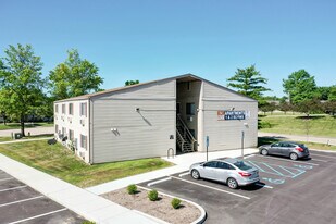 Fallon Crest in O'Fallon, MO - Building Photo