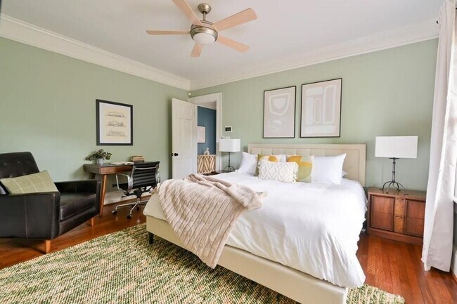 2076 Ridgedale Rd NE in Atlanta, GA - Building Photo - Building Photo