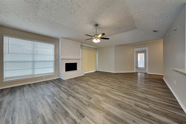 property at 13414 Tara Oak Dr
