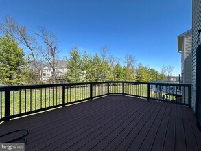 25274 Gothic Square in Chantilly, VA - Building Photo - Building Photo