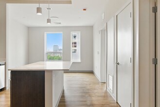 1170 Tremont St in Boston, MA - Building Photo - Building Photo