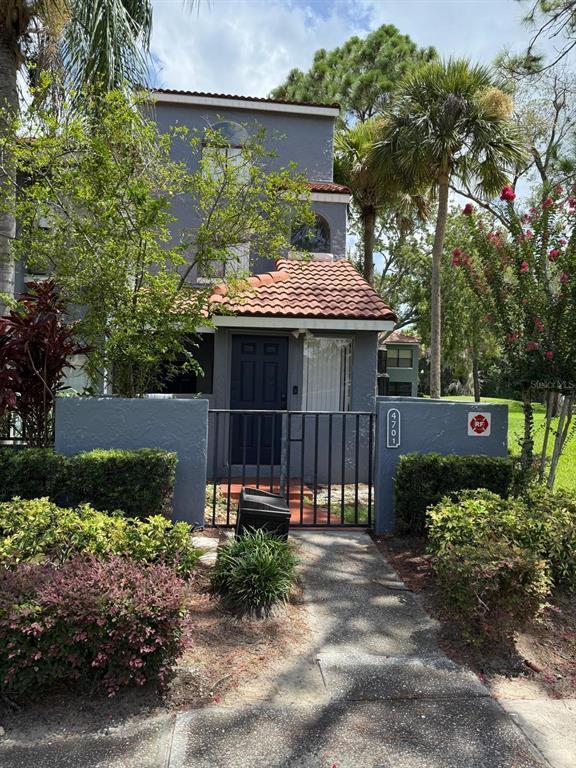 property at 4701 Capri Pl