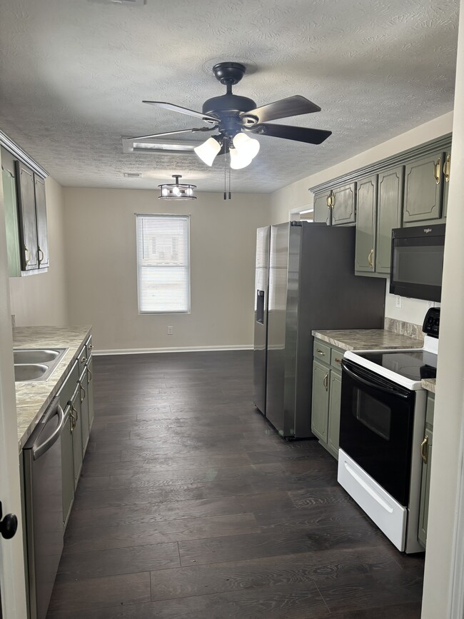 203 Cypress St in Bardstown, KY - Building Photo - Building Photo