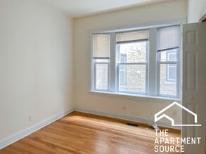 3818 N Sheffield Ave in Chicago, IL - Building Photo - Building Photo