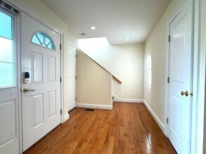 20 Gilkey Ct in Watertown, MA - Building Photo - Building Photo
