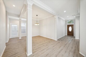 2915 Crescent Oaks Park Ln in Spring, TX - Building Photo - Building Photo