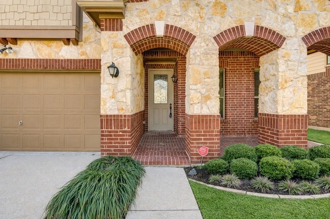 26311 Parkman Grove Dr