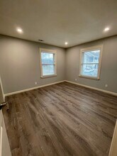 1737 Tennessee St, Unit 2 in Lawrence, KS - Building Photo - Building Photo