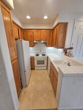 1589 Chandler St in Oakland, CA - Building Photo - Building Photo