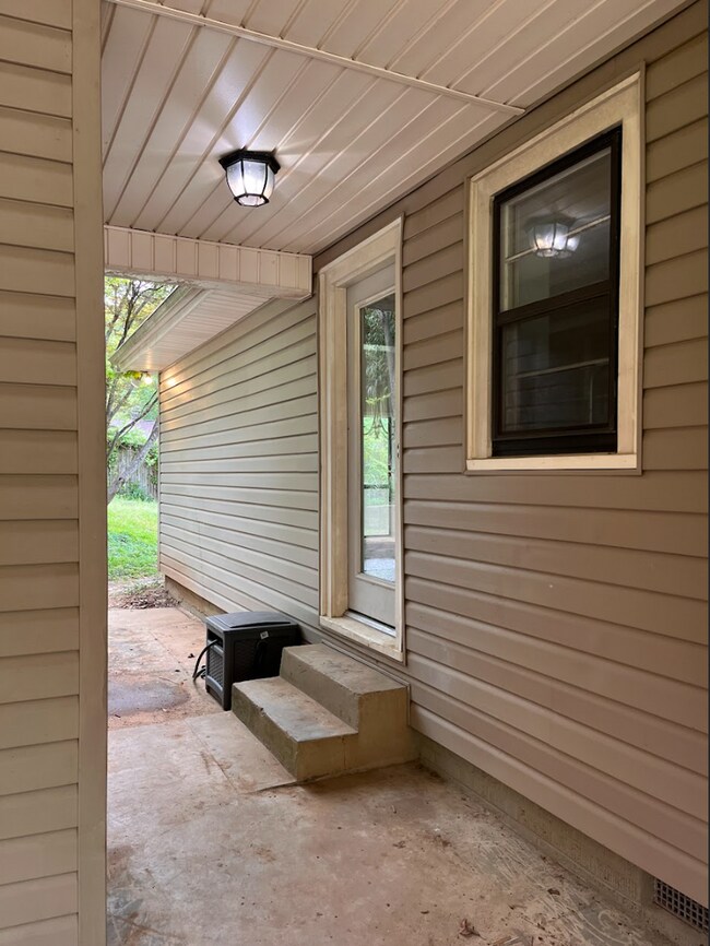 1207 Southdown Pkwy in Columbus, MS - Building Photo - Building Photo