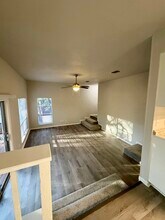 1107 Girard St in San Marcos, TX - Building Photo - Building Photo