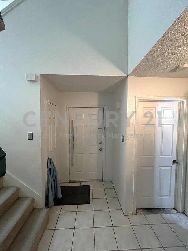 1611 Brentwood Dr in Irving, TX - Building Photo - Building Photo