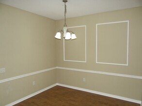 12909 Kings Crossing Dr in Gibsonton, FL - Foto de edificio - Building Photo