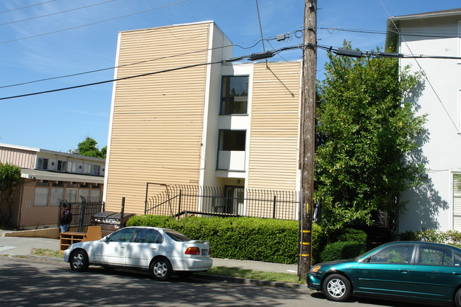 2308 Warring St in Berkeley, CA - Building Photo - Building Photo