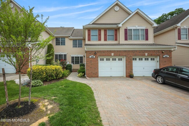 property at 18 Smock Ct