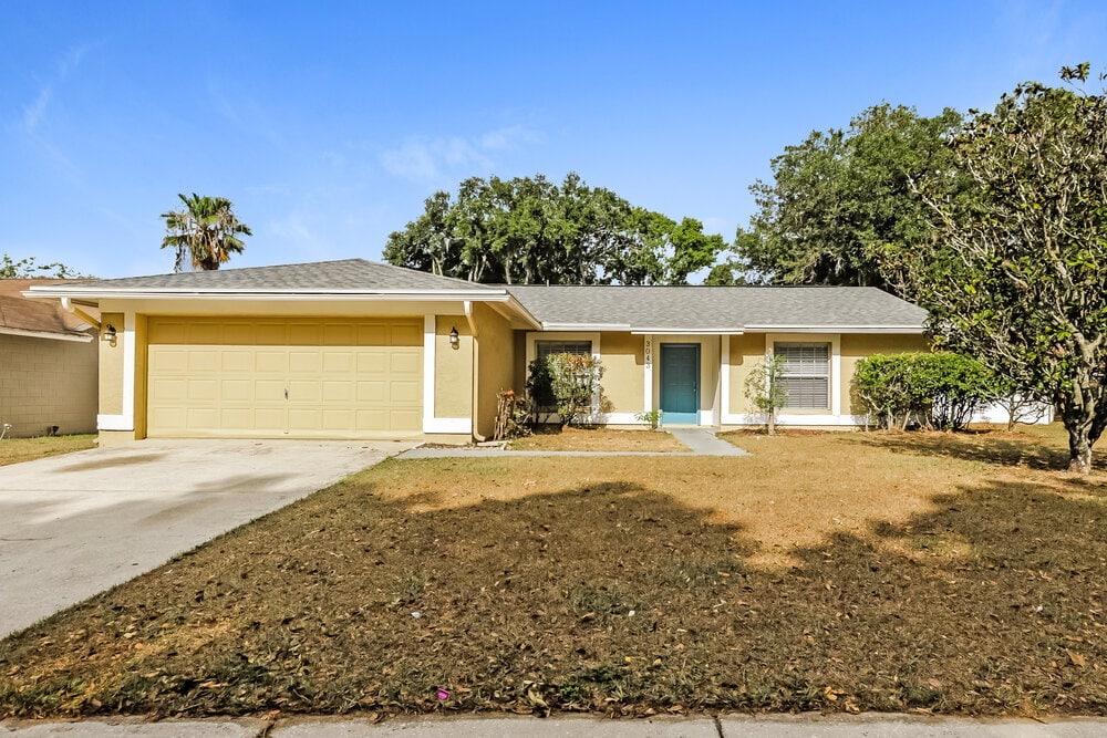 3043 Annadale Cir in Brandon, FL - Building Photo