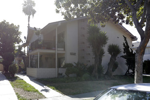 15582 S Pasadena Ave Apartamentos