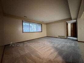 3831 S 46th St in Lincoln, NE - Building Photo