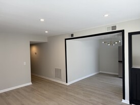 114 Fort Evans Rd NE, Unit A in Leesburg, VA - Building Photo