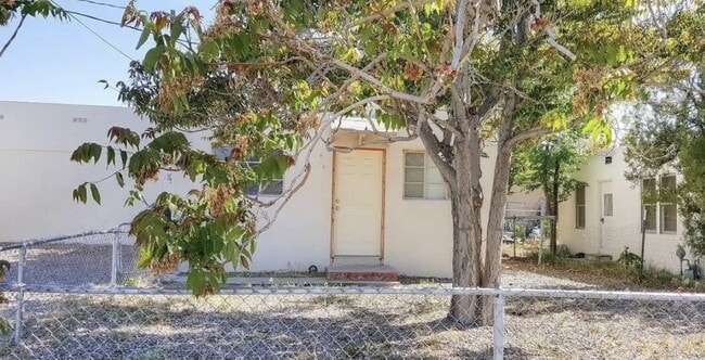 property at 504 Headingly Ave NW