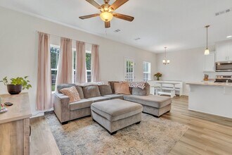 140 Ironwood Dr in Hinesville, GA - Building Photo - Building Photo