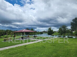 354 Wooded Vine Dr in Winter Springs, FL - Building Photo - Building Photo