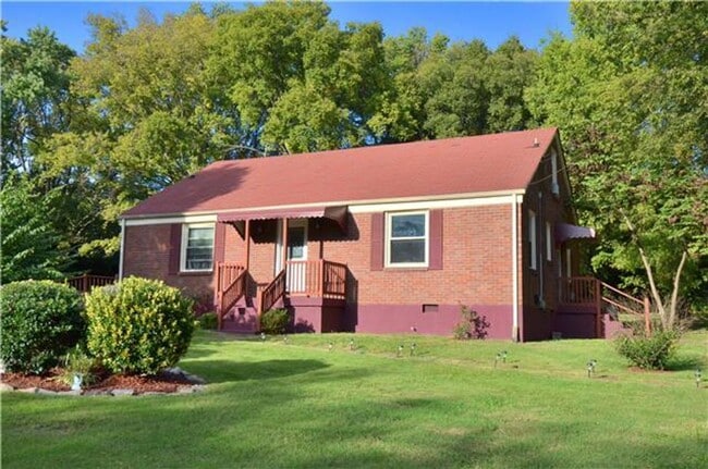 property at 1429 Janie Ave