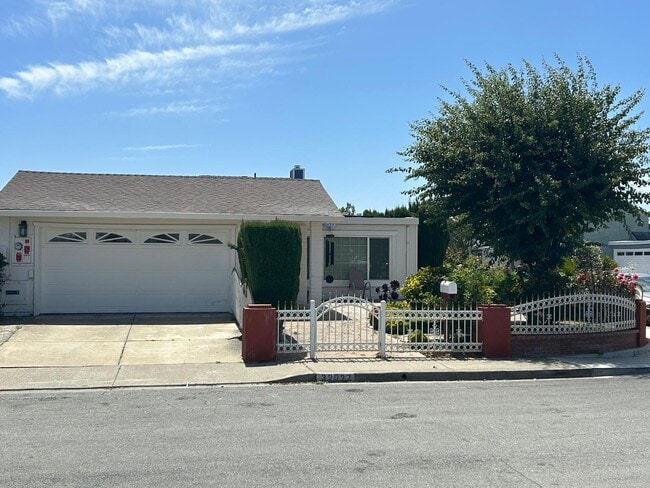 property at 32927 Lake Candlewood St