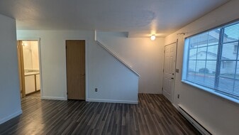 115 124th St SE in Everett, WA - Building Photo