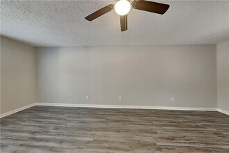 5208 Keystone Ct in Flowery Branch, GA - Building Photo - Building Photo