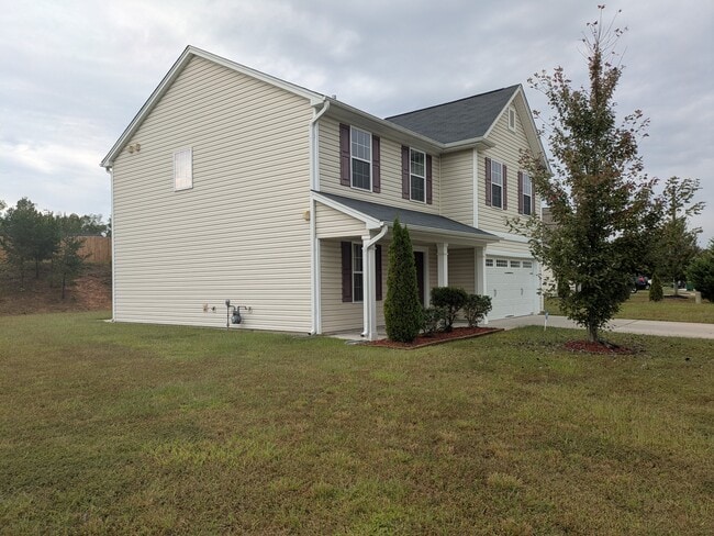 2040 Perrin Ct in Winston-Salem, NC - Building Photo - Building Photo