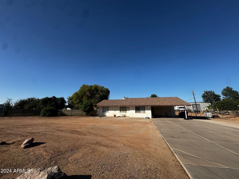 3344 E Barbarita Ave in Gilbert, AZ - Foto de edificio