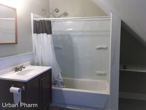 461 Spring Ave NE in Grand Rapids, MI - Building Photo - Building Photo