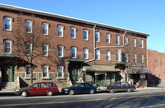 Lyman Street Apartments in Holyoke, MA - Building Photo - Building Photo