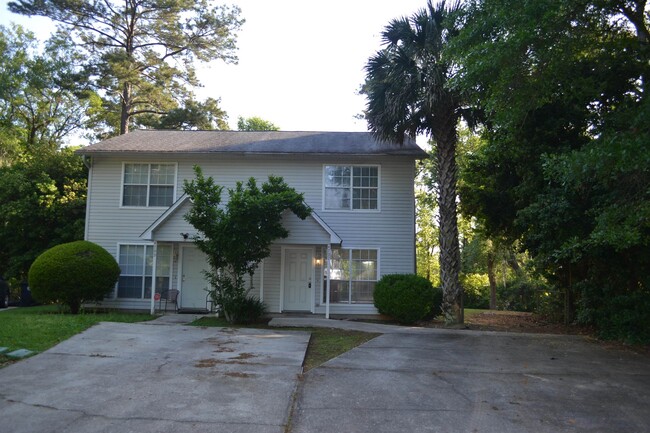 4797 Leah Ct in Tallahassee, FL - Foto de edificio - Building Photo