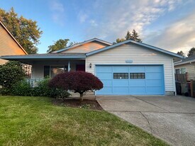 15354 SW Clifford Ct in Sherwood, OR - Building Photo