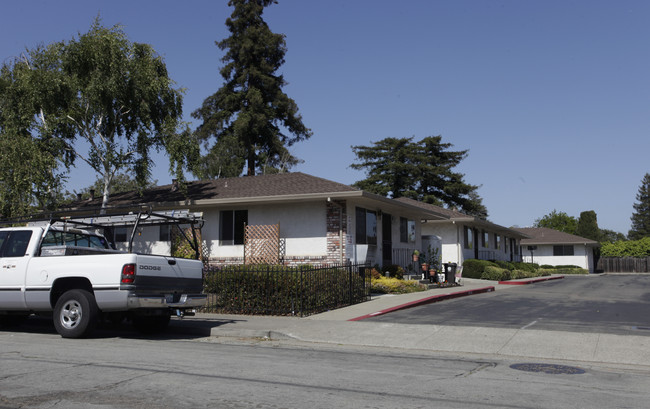 Anita Redwoods in Castro Valley, CA - Building Photo - Building Photo