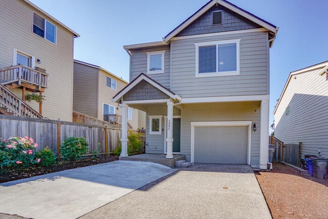 1321 NE 72nd Way in Vancouver, WA - Building Photo - Building Photo