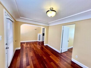 4589 Campus Ave in San Diego, CA - Building Photo - Building Photo