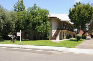 10615 Ohio St in Loma Linda, CA - Building Photo