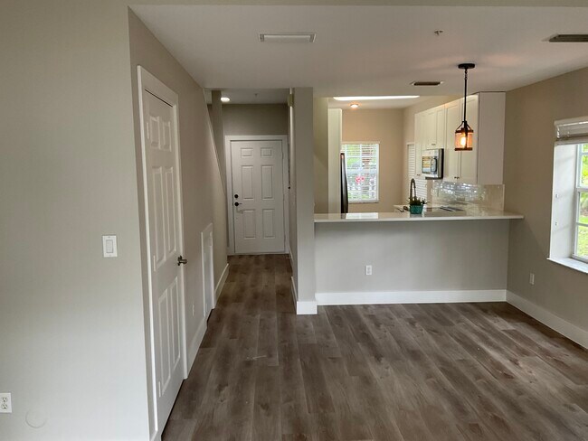 3355 N Key Dr in Ft. Myers, FL - Building Photo - Building Photo