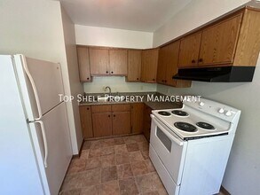 2613 27th Pl in Des Moines, IA - Building Photo - Building Photo