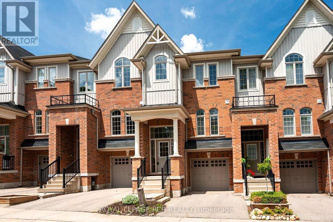 60-60 First St in Orangeville, ON - Building Photo