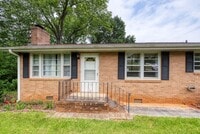 1760 Memorial Dr Ext